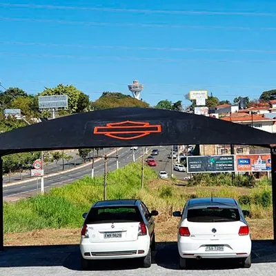 Imagem ilustrativa de Cobertura de estacionamento de condomínio